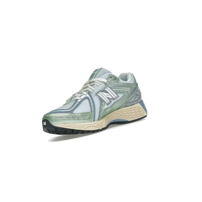 Sneakers 1906R coloris Ice Blue Melon Water